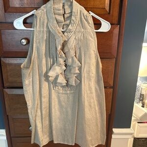 Size 10 ruffled sleeveless ladies blouse